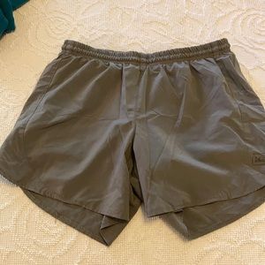 GUC REI women’s running shorts